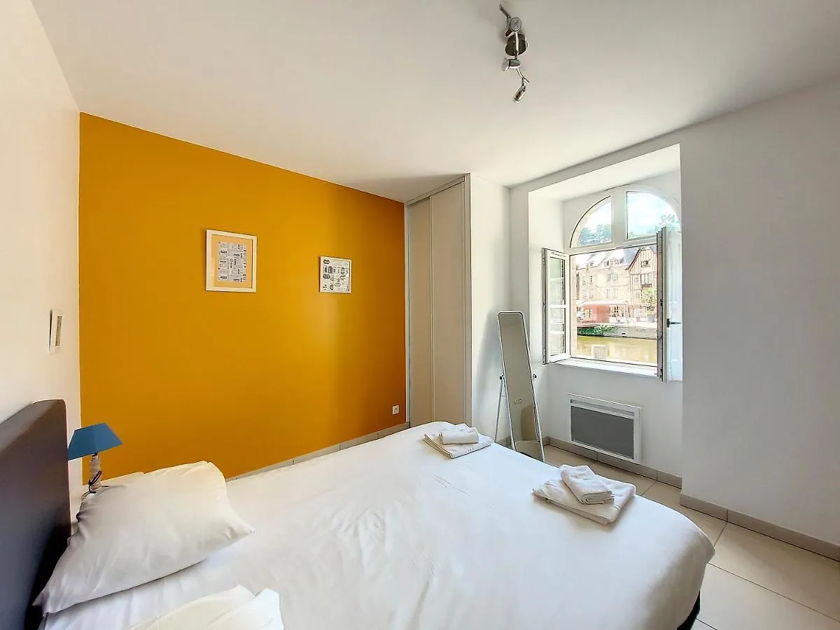 Au Fil De L'Eau - Le Bord De Rance Apartment Dinan