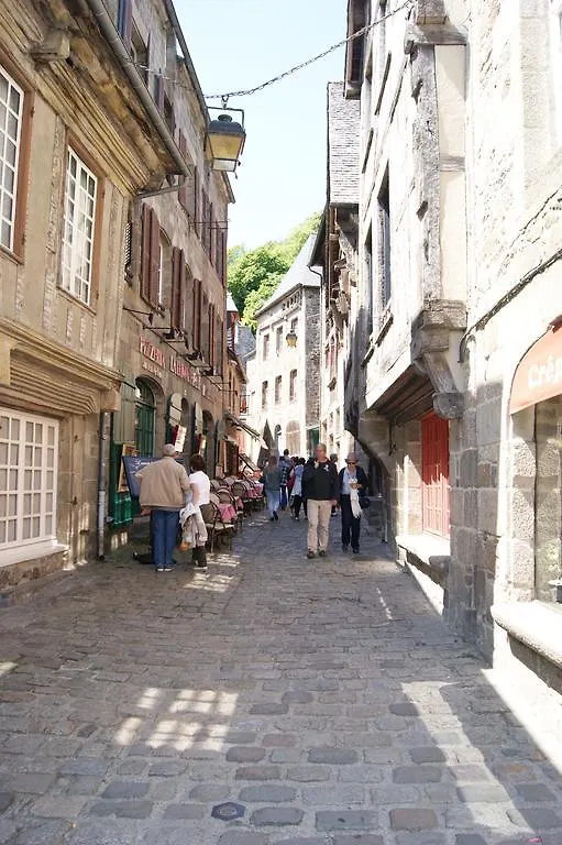 Au Fil De L'Eau - Le Bord De Rance Apartment Dinan